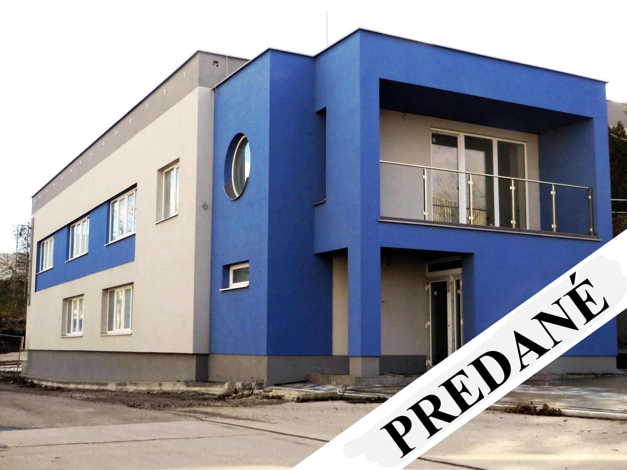 Administratívno-skladový objekt Lužianky - moderná kancelárska budova